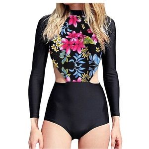Long sleeve bathing suit